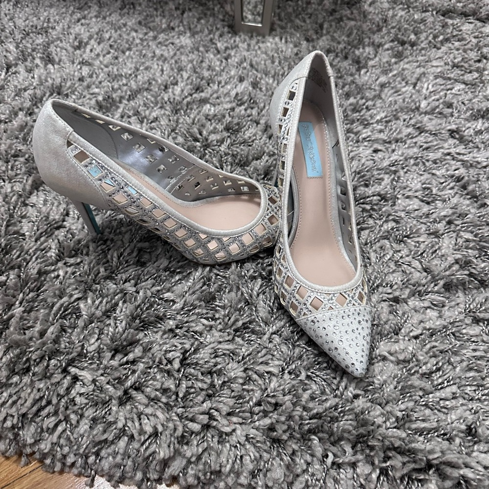 Blue by Betsy Johnson SB Mella Silver Shoes